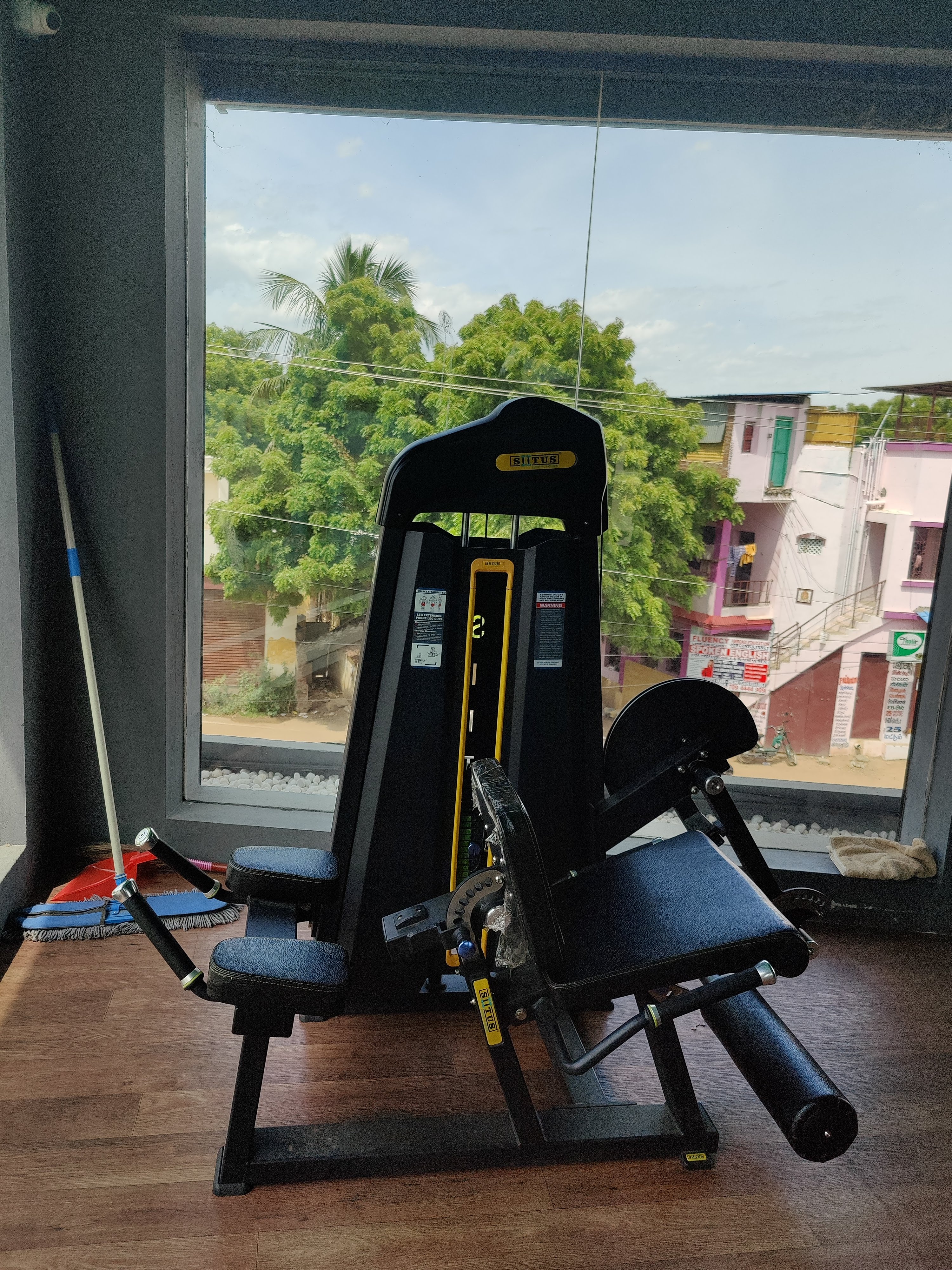 Plate-Loaded Leg Extension Machine at Phoenix CrossFit